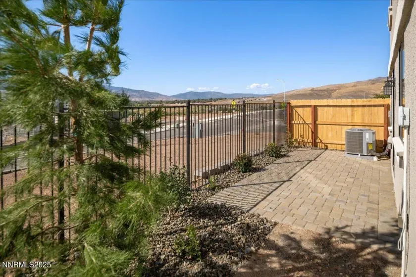 1160 Arrastra, Reno, Nevada 89512, 3 Bedrooms Bedrooms, ,3 BathroomsBathrooms,Residential,Residential,Arrastra,250056945
