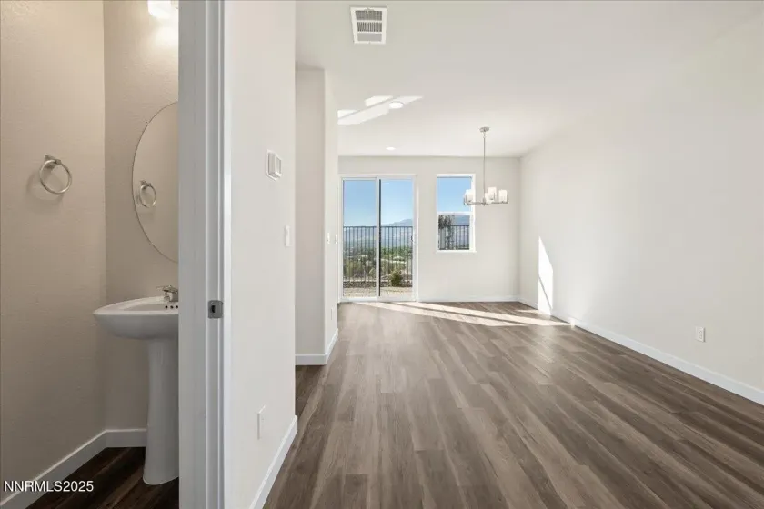 1160 Arrastra, Reno, Nevada 89512, 3 Bedrooms Bedrooms, ,3 BathroomsBathrooms,Residential,Residential,Arrastra,250056945