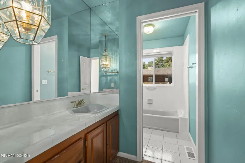 2820 Lake Ridge, Reno, Nevada 89519, 4 Bedrooms Bedrooms, ,3 BathroomsBathrooms,Residential,Residential,Lake Ridge,250056950