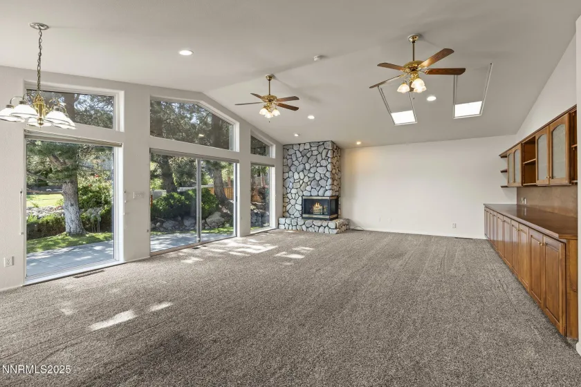 2820 Lake Ridge, Reno, Nevada 89519, 4 Bedrooms Bedrooms, ,3 BathroomsBathrooms,Residential,Residential,Lake Ridge,250056950