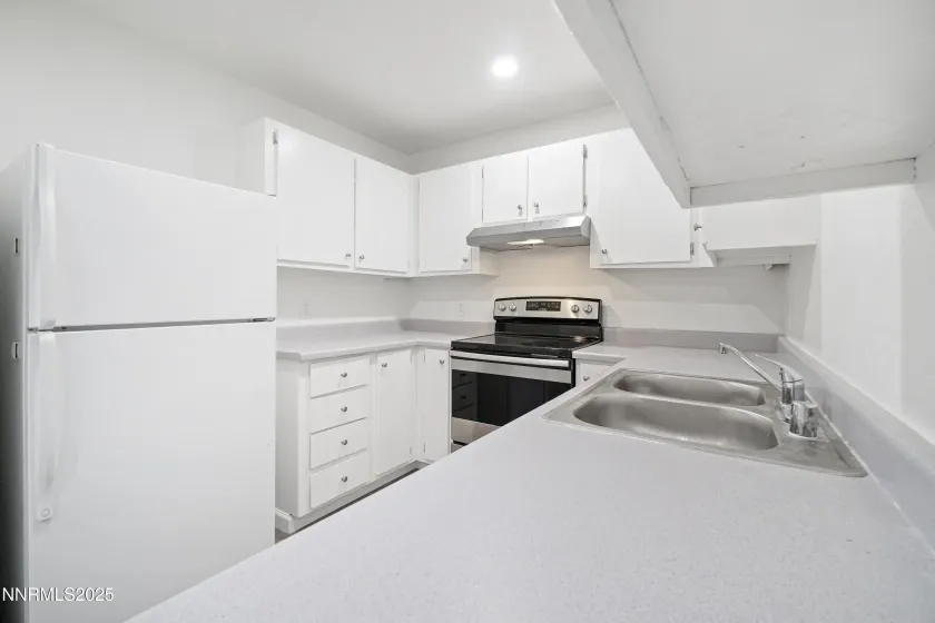 2085 Highview, Reno, Nevada 89512, 2 Bedrooms Bedrooms, ,2 BathroomsBathrooms,Residential,Residential,Highview,250056953