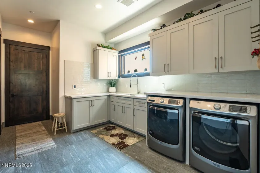 3433 Alura, Carson City, Nevada 89705, 3 Bedrooms Bedrooms, ,5 BathroomsBathrooms,Residential,Residential,Alura,250053574