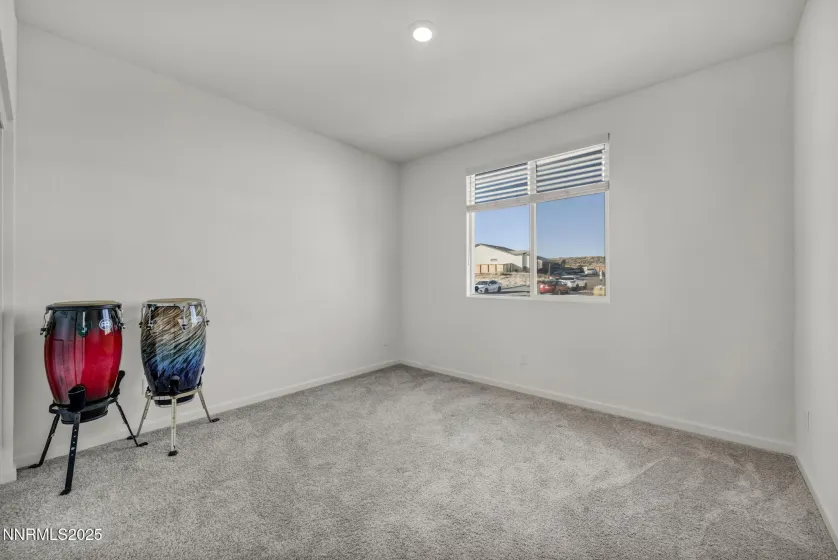 7962 Flint Springs, Sun Valley, Nevada 89433, 4 Bedrooms Bedrooms, ,2 BathroomsBathrooms,Residential,Residential,Flint Springs,250056956
