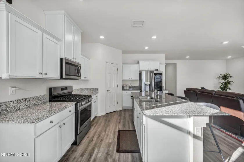 7962 Flint Springs, Sun Valley, Nevada 89433, 4 Bedrooms Bedrooms, ,2 BathroomsBathrooms,Residential,Residential,Flint Springs,250056956