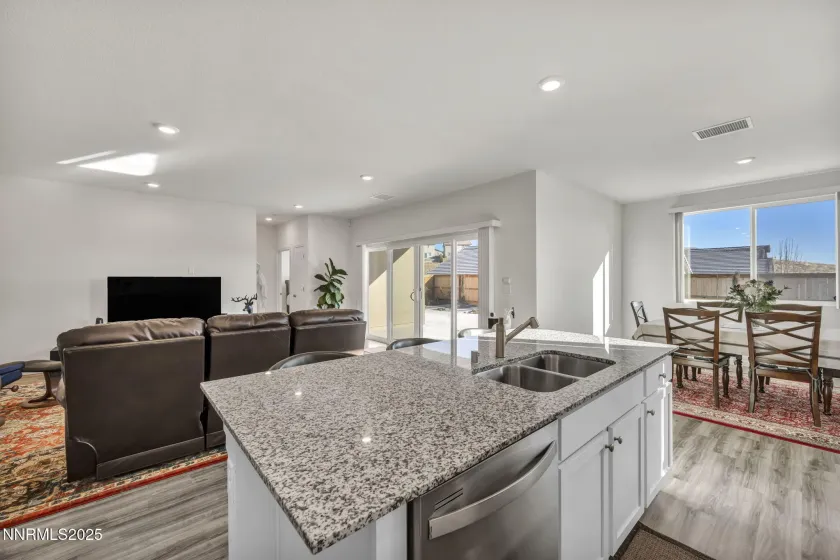 7962 Flint Springs, Sun Valley, Nevada 89433, 4 Bedrooms Bedrooms, ,2 BathroomsBathrooms,Residential,Residential,Flint Springs,250056956