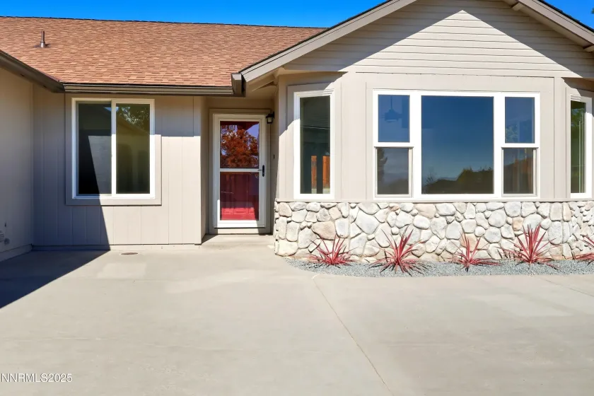 990 Starleaf, Carson City, Nevada 89705, 3 Bedrooms Bedrooms, ,2 BathroomsBathrooms,Residential,Residential,Starleaf,250056958