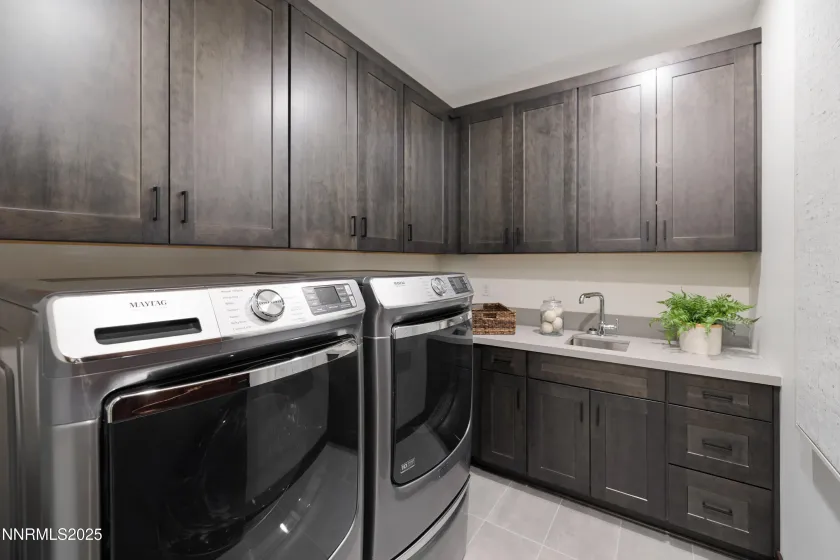121 Sierra Colina, Stateline, Nevada 89449, 3 Bedrooms Bedrooms, ,4 BathroomsBathrooms,Residential,Residential,Sierra Colina,250056962