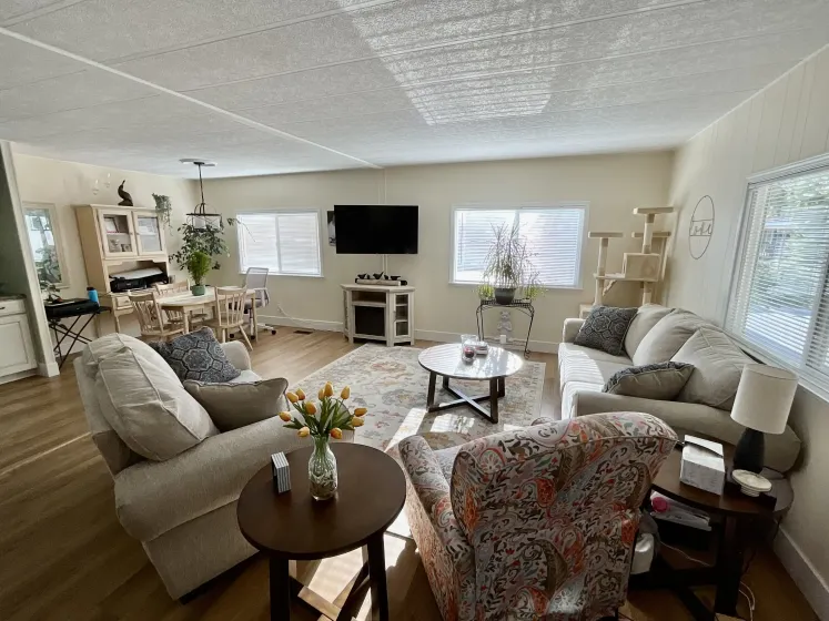 675 Parlanti Ln #124, Sparks, Nevada 89434, 2 Bedrooms Bedrooms, 10 Rooms Rooms,2 BathroomsBathrooms,Manufactured,Residential,Parlanti,250056966