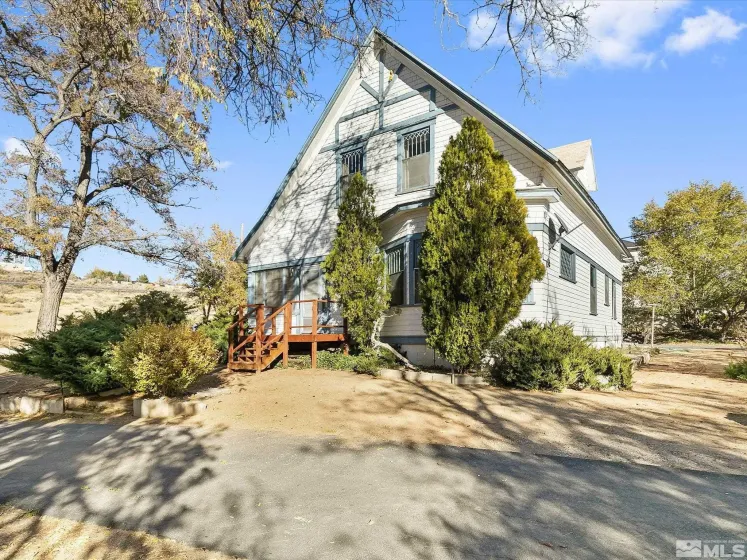 2528 Comstock, Reno, Nevada 89512, 3 Bedrooms Bedrooms, ,2 BathroomsBathrooms,Residential,Residential,Comstock,240014507