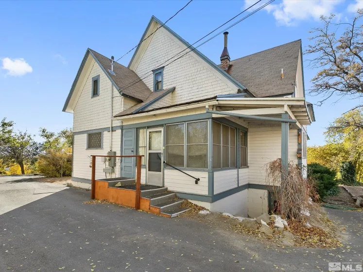 2528 Comstock, Reno, Nevada 89512, 3 Bedrooms Bedrooms, ,2 BathroomsBathrooms,Residential,Residential,Comstock,240014507