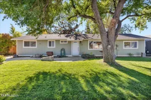1231 Manhattan, Gardnerville, Nevada 89460, 4 Bedrooms Bedrooms, ,2 BathroomsBathrooms,Residential,Residential,Manhattan,250056972