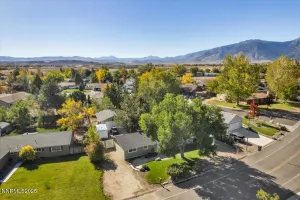 1231 Manhattan, Gardnerville, Nevada 89460, 4 Bedrooms Bedrooms, ,2 BathroomsBathrooms,Residential,Residential,Manhattan,250056972