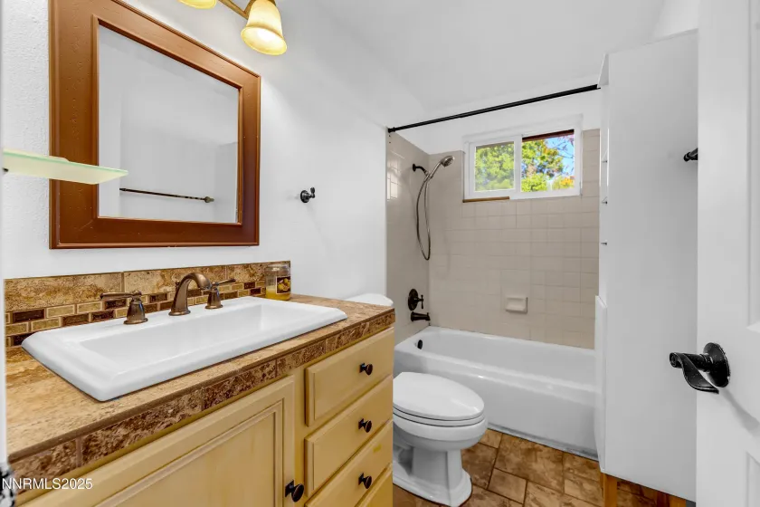 3332 Shari, Sparks, Nevada 89431, 3 Bedrooms Bedrooms, ,2 BathroomsBathrooms,Residential,Residential,Shari,250056973