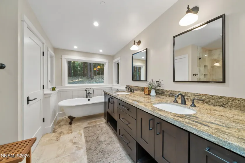 5720 Money, Beckwourth, California 96129, 2 Bedrooms Bedrooms, ,3 BathroomsBathrooms,Residential,Residential,Money,250056974