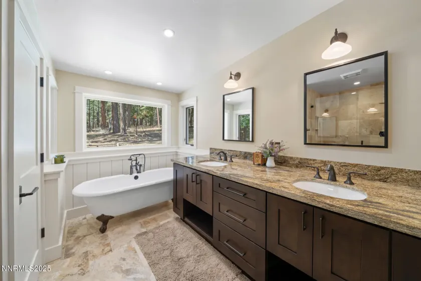 5720 Money, Beckwourth, California 96129, 2 Bedrooms Bedrooms, ,3 BathroomsBathrooms,Residential,Residential,Money,250056974