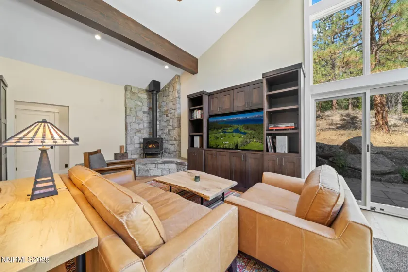 5720 Money, Beckwourth, California 96129, 2 Bedrooms Bedrooms, ,3 BathroomsBathrooms,Residential,Residential,Money,250056974