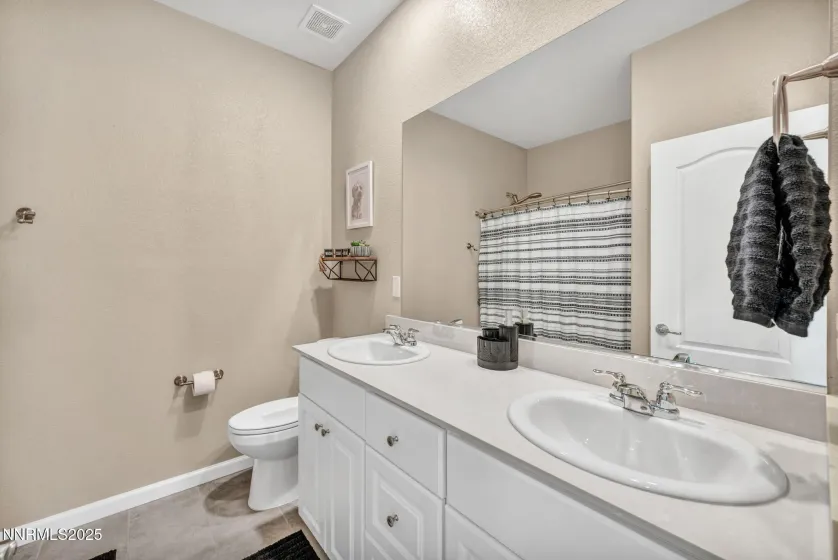 125 Oakmont, Dayton, Nevada 89403, 4 Bedrooms Bedrooms, ,2 BathroomsBathrooms,Residential,Residential,Oakmont,250056975