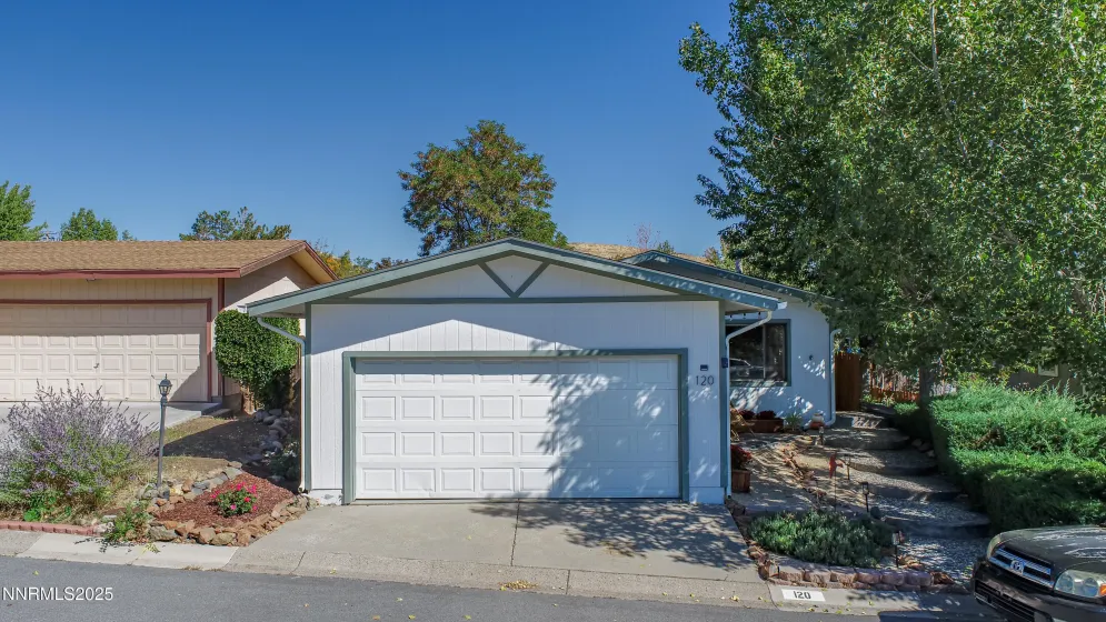120 Summerset, Verdi, Nevada 89439, 2 Bedrooms Bedrooms, ,2 BathroomsBathrooms,Residential,Residential,Summerset,250056980