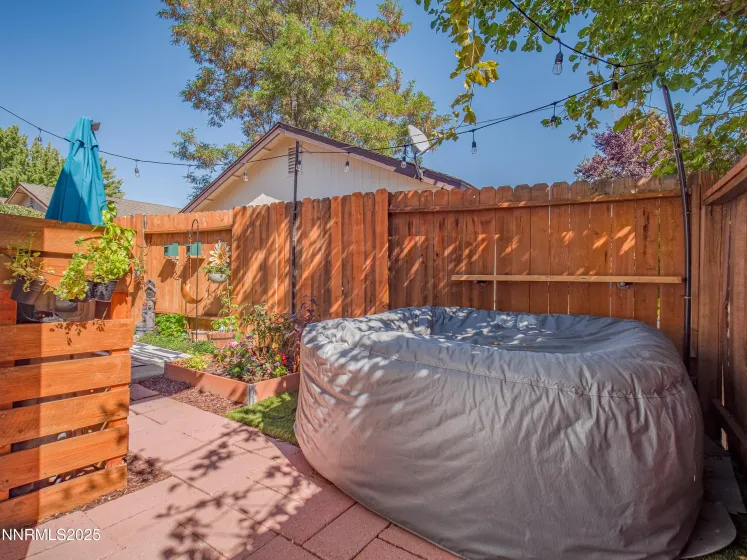 120 Summerset, Verdi, Nevada 89439, 2 Bedrooms Bedrooms, ,2 BathroomsBathrooms,Residential,Residential,Summerset,250056980