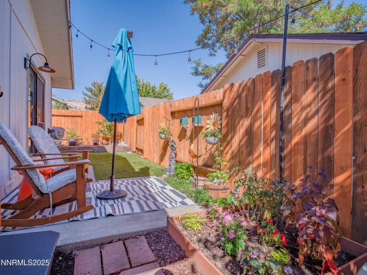 120 Summerset, Verdi, Nevada 89439, 2 Bedrooms Bedrooms, ,2 BathroomsBathrooms,Residential,Residential,Summerset,250056980