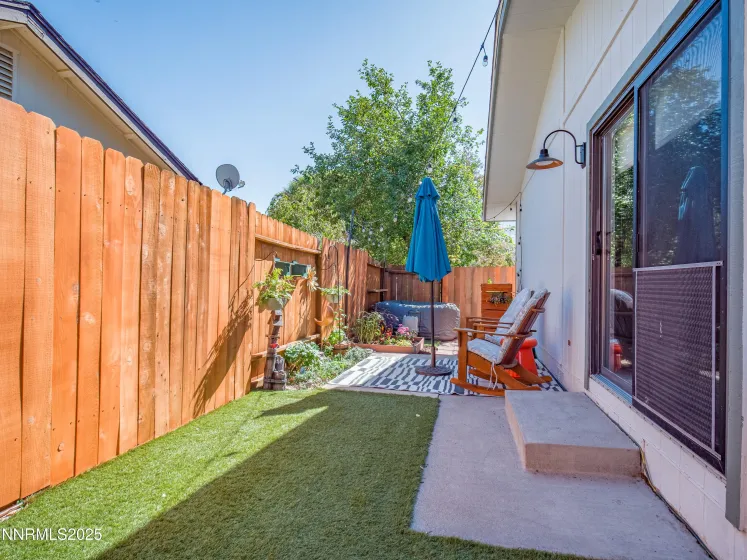 120 Summerset, Verdi, Nevada 89439, 2 Bedrooms Bedrooms, ,2 BathroomsBathrooms,Residential,Residential,Summerset,250056980