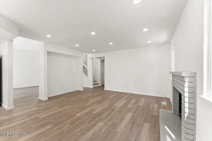 2719 Chavez, Reno, Nevada 89502, 3 Bedrooms Bedrooms, ,3 BathroomsBathrooms,Residential,Residential,Chavez,250051816