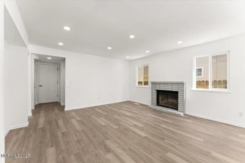 2719 Chavez, Reno, Nevada 89502, 3 Bedrooms Bedrooms, ,3 BathroomsBathrooms,Residential,Residential,Chavez,250051816