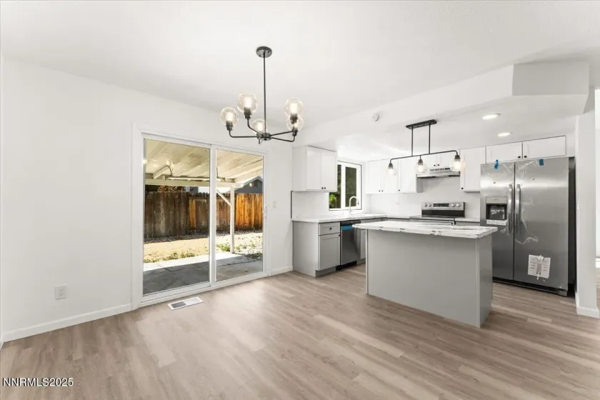 2719 Chavez, Reno, Nevada 89502, 3 Bedrooms Bedrooms, ,3 BathroomsBathrooms,Residential,Residential,Chavez,250051816