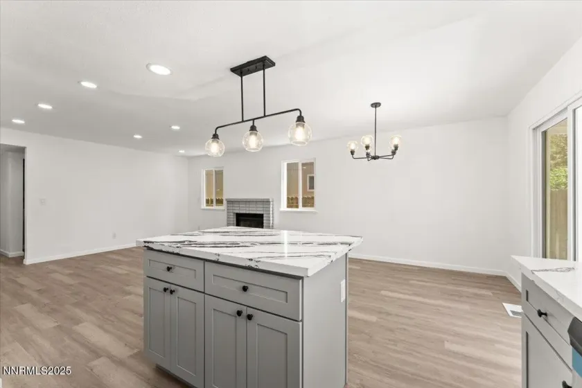 2719 Chavez, Reno, Nevada 89502, 3 Bedrooms Bedrooms, ,3 BathroomsBathrooms,Residential,Residential,Chavez,250051816