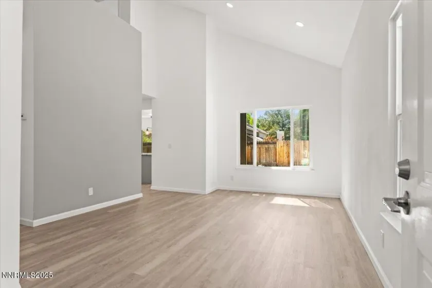2719 Chavez, Reno, Nevada 89502, 3 Bedrooms Bedrooms, ,3 BathroomsBathrooms,Residential,Residential,Chavez,250051816