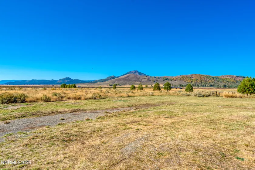 81184 State Route 70, Beckwourth, California 96129, ,Commercial Sale,Residential,State Route 70,250056985