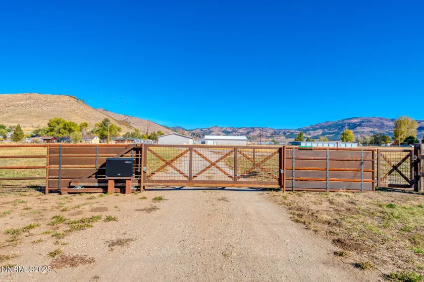 81184 State Route 70, Beckwourth, California 96129, ,Commercial Sale,Residential,State Route 70,250056985