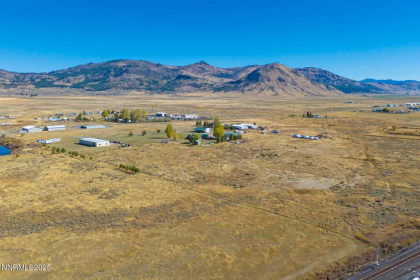 81184 State Route 70, Beckwourth, California 96129, ,Commercial Sale,Residential,State Route 70,250056985