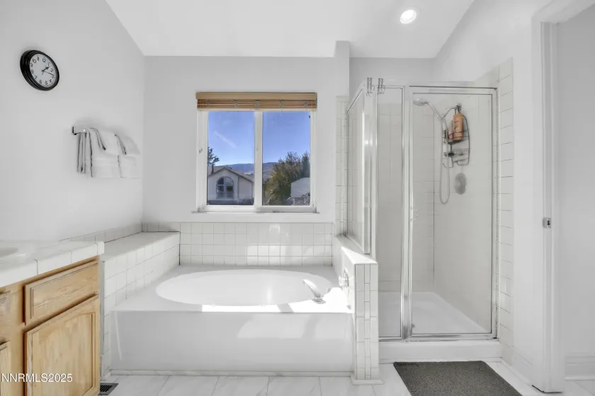 4765 Amber Hill, Reno, Nevada 89523, 3 Bedrooms Bedrooms, ,3 BathroomsBathrooms,Residential,Residential,Amber Hill,250056987