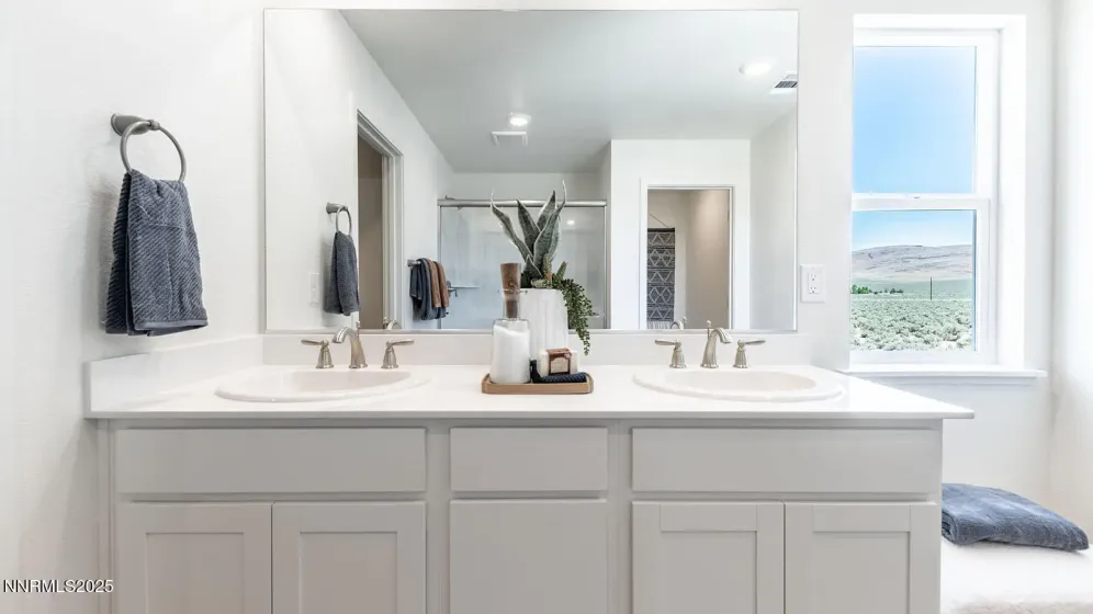4217 White Feather, Sparks, Nevada 89436, 4 Bedrooms Bedrooms, ,3 BathroomsBathrooms,Residential,Residential,White Feather,250056993