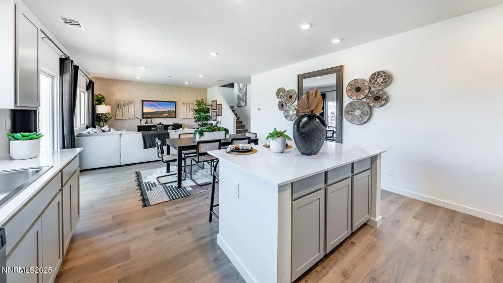 4234 White Feather, Sparks, Nevada 89436, 4 Bedrooms Bedrooms, ,3 BathroomsBathrooms,Residential,Residential,White Feather,250056992