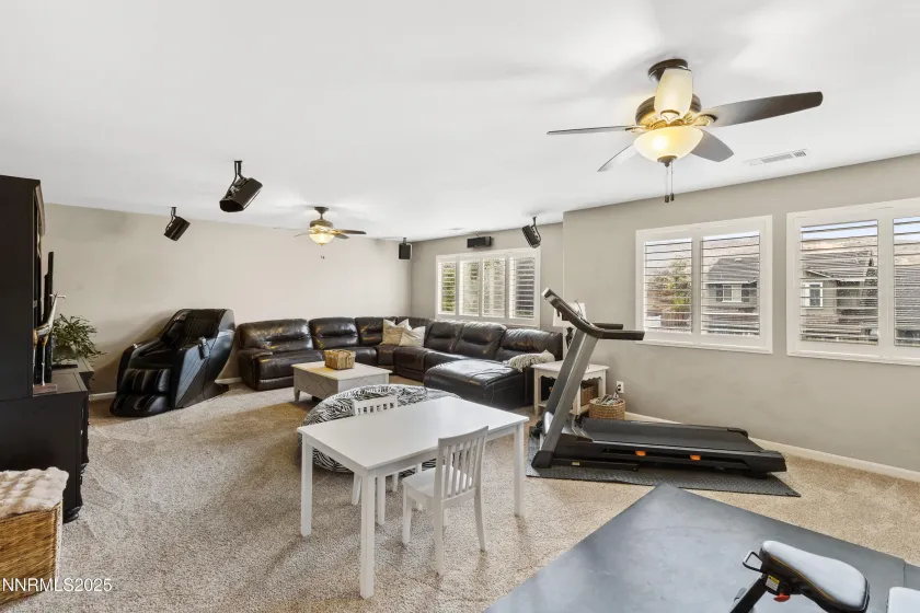 4455 White Fish, Reno, Nevada 89511, 5 Bedrooms Bedrooms, ,3 BathroomsBathrooms,Residential,Residential,White Fish,250055210