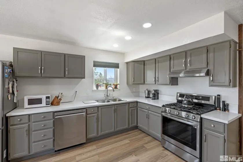 10605 Osage, Reno, Nevada 89508, 3 Bedrooms Bedrooms, ,2 BathroomsBathrooms,Residential,Residential,Osage,250006174