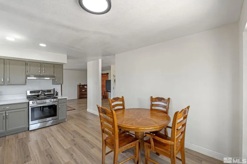 10605 Osage, Reno, Nevada 89508, 3 Bedrooms Bedrooms, ,2 BathroomsBathrooms,Residential,Residential,Osage,250006174