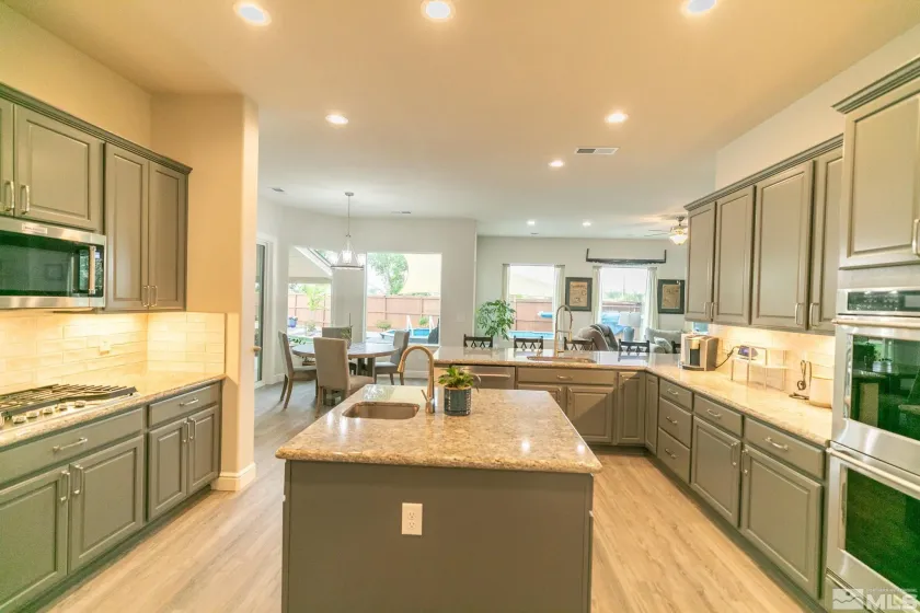 673 Rose, Fernley, Nevada 89408, 5 Bedrooms Bedrooms, ,4 BathroomsBathrooms,Residential,Residential,Rose,250006567