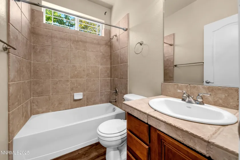 3660 Virgo, Sparks, Nevada 89436, 5 Bedrooms Bedrooms, ,3 BathroomsBathrooms,Residential,Residential,Virgo,250056999
