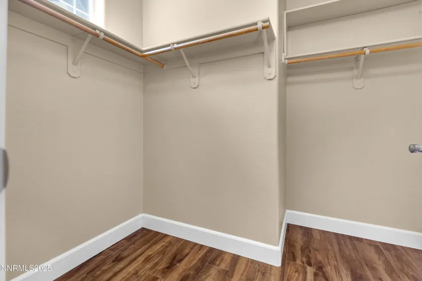 3660 Virgo, Sparks, Nevada 89436, 5 Bedrooms Bedrooms, ,3 BathroomsBathrooms,Residential,Residential,Virgo,250056999
