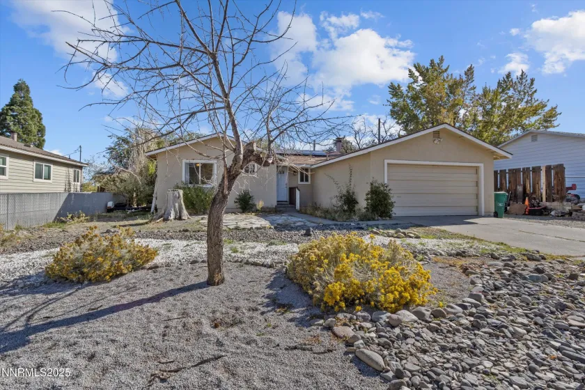 7720 Yorkshire, Reno, Nevada 89506, 3 Bedrooms Bedrooms, ,2 BathroomsBathrooms,Residential,Residential,Yorkshire,250057000