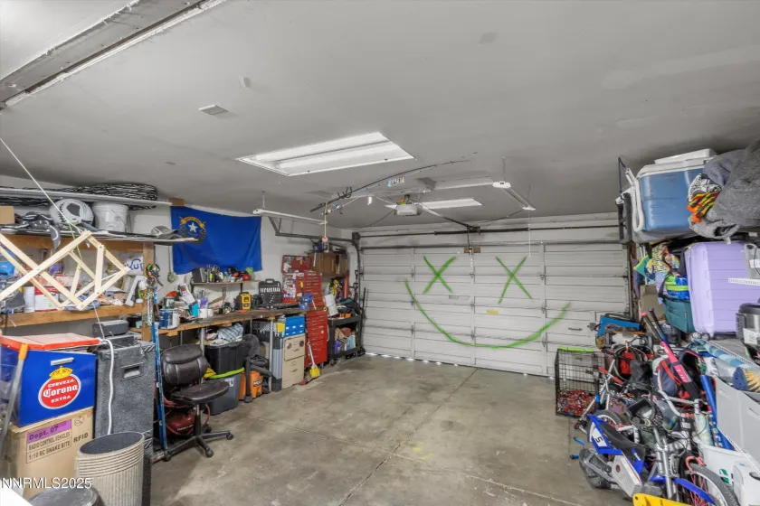 7720 Yorkshire, Reno, Nevada 89506, 3 Bedrooms Bedrooms, ,2 BathroomsBathrooms,Residential,Residential,Yorkshire,250057000