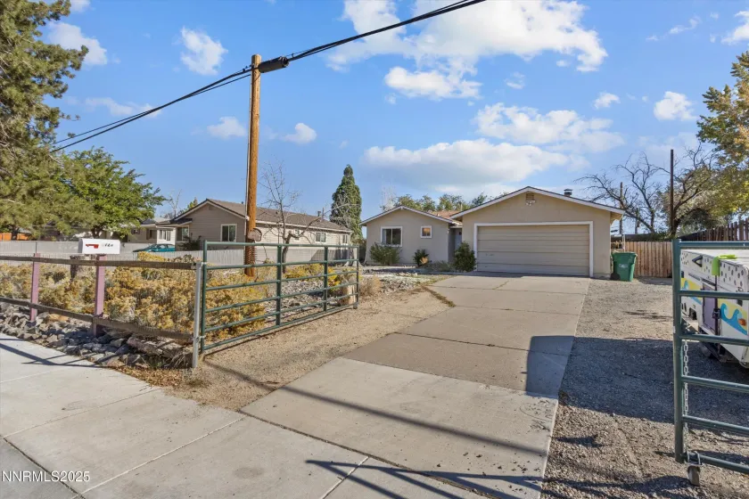 7720 Yorkshire, Reno, Nevada 89506, 3 Bedrooms Bedrooms, ,2 BathroomsBathrooms,Residential,Residential,Yorkshire,250057000