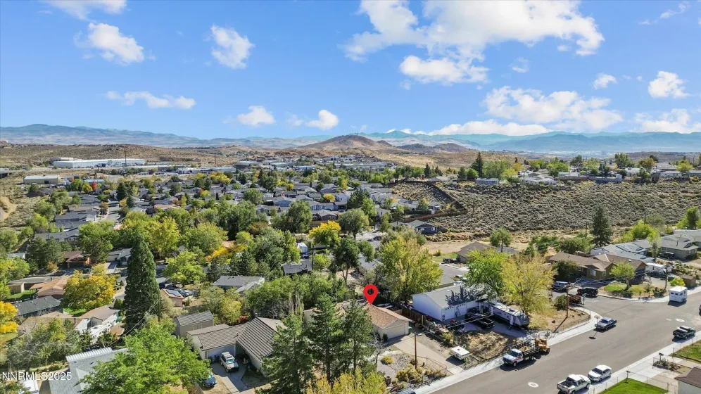 7720 Yorkshire, Reno, Nevada 89506, 3 Bedrooms Bedrooms, ,2 BathroomsBathrooms,Residential,Residential,Yorkshire,250057000