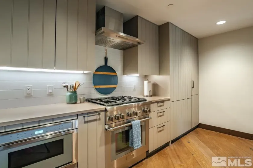 17 Beach Club, Stateline, Nevada 89449, 1 Bedroom Bedrooms, ,2 BathroomsBathrooms,Residential,Residential,Beach Club,250004906