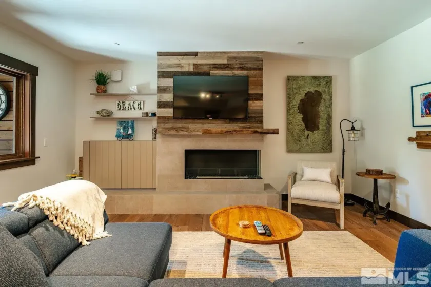 17 Beach Club, Stateline, Nevada 89449, 1 Bedroom Bedrooms, ,2 BathroomsBathrooms,Residential,Residential,Beach Club,250004906