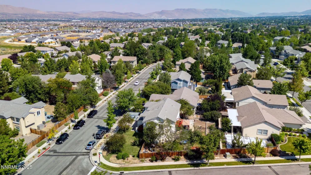 7302 Little Easy, Sparks, Nevada 89436, 4 Bedrooms Bedrooms, ,3 BathroomsBathrooms,Residential,Residential,Little Easy,250053094