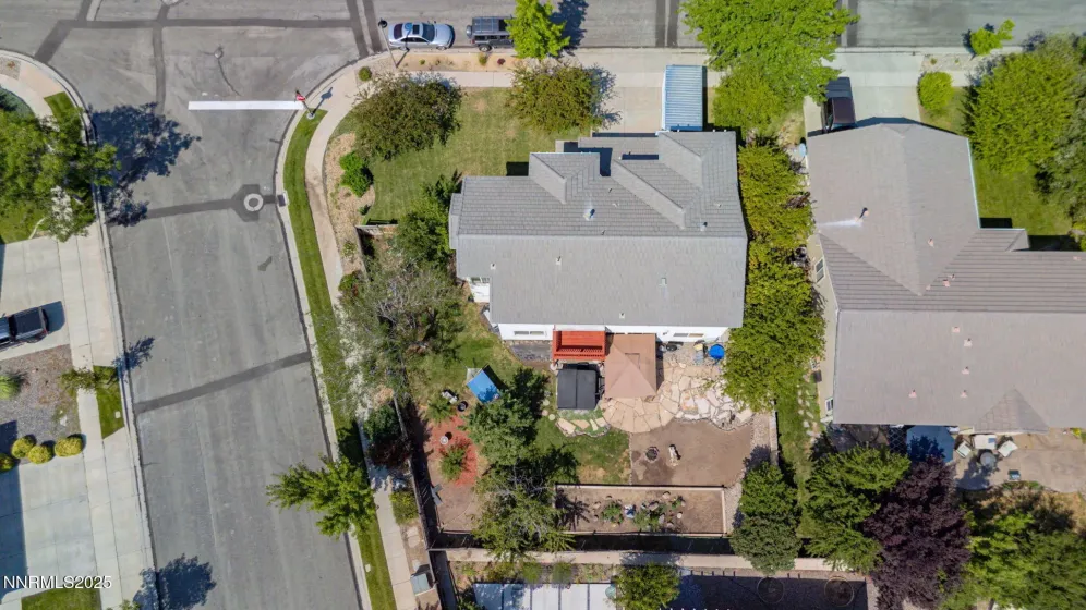 7302 Little Easy, Sparks, Nevada 89436, 4 Bedrooms Bedrooms, ,3 BathroomsBathrooms,Residential,Residential,Little Easy,250053094